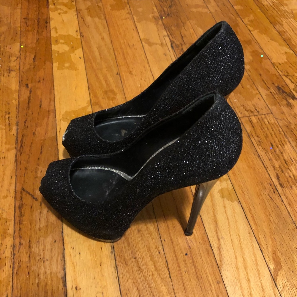 Giuseppe Zanotti peep toe pumps size 39